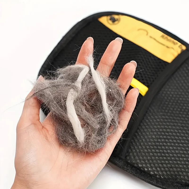 The FurMagnet™ - 2-in-1 Grooming & Cleaning Glove
